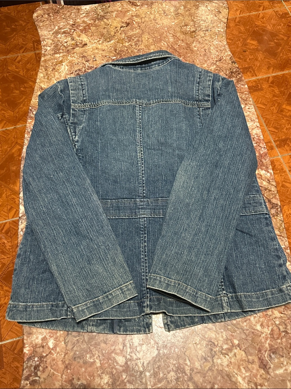 Liz Claiborne Women's Denim zip Jacket - Picture 5 of 17